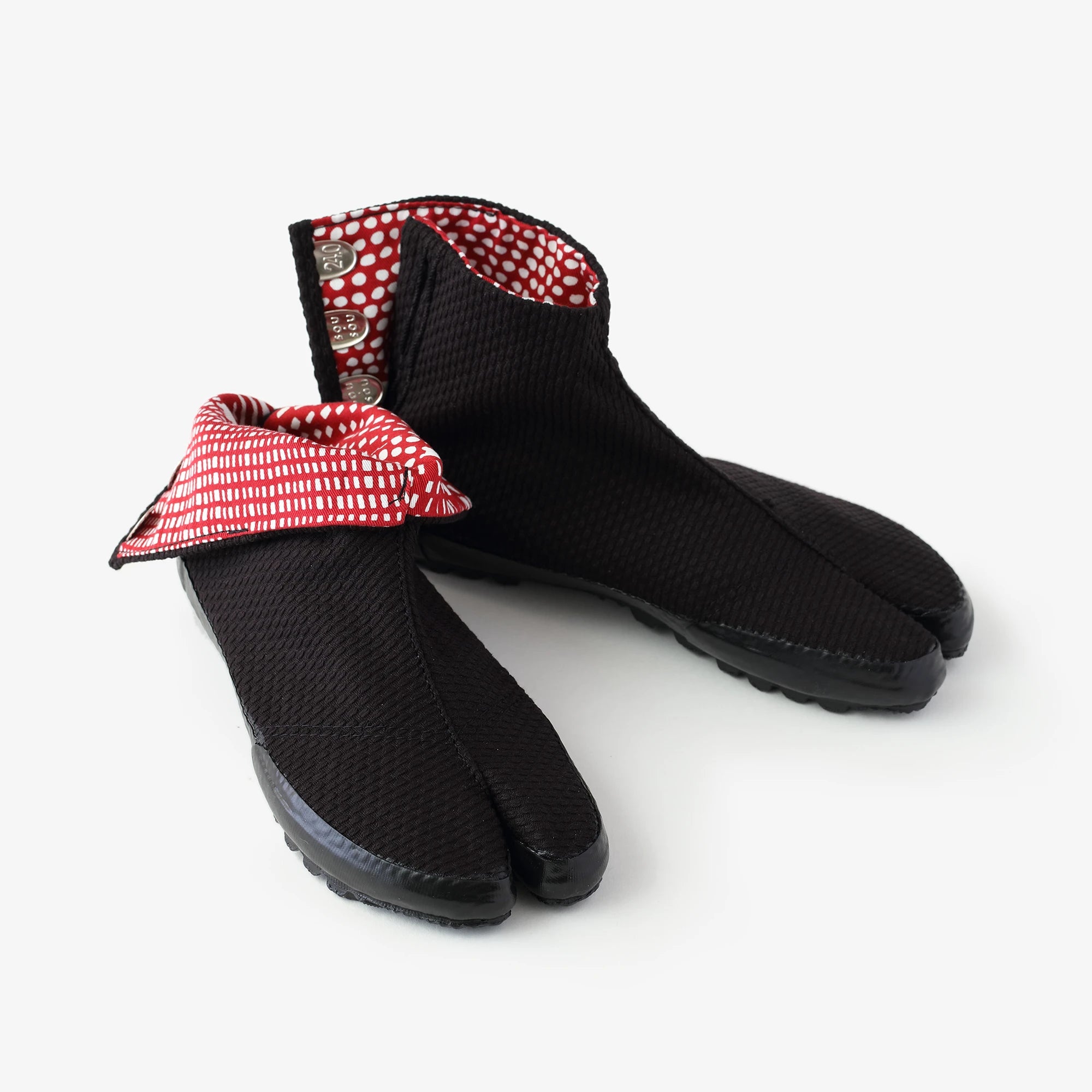 Jikatabi/Sashiko schwarz eingeklebt