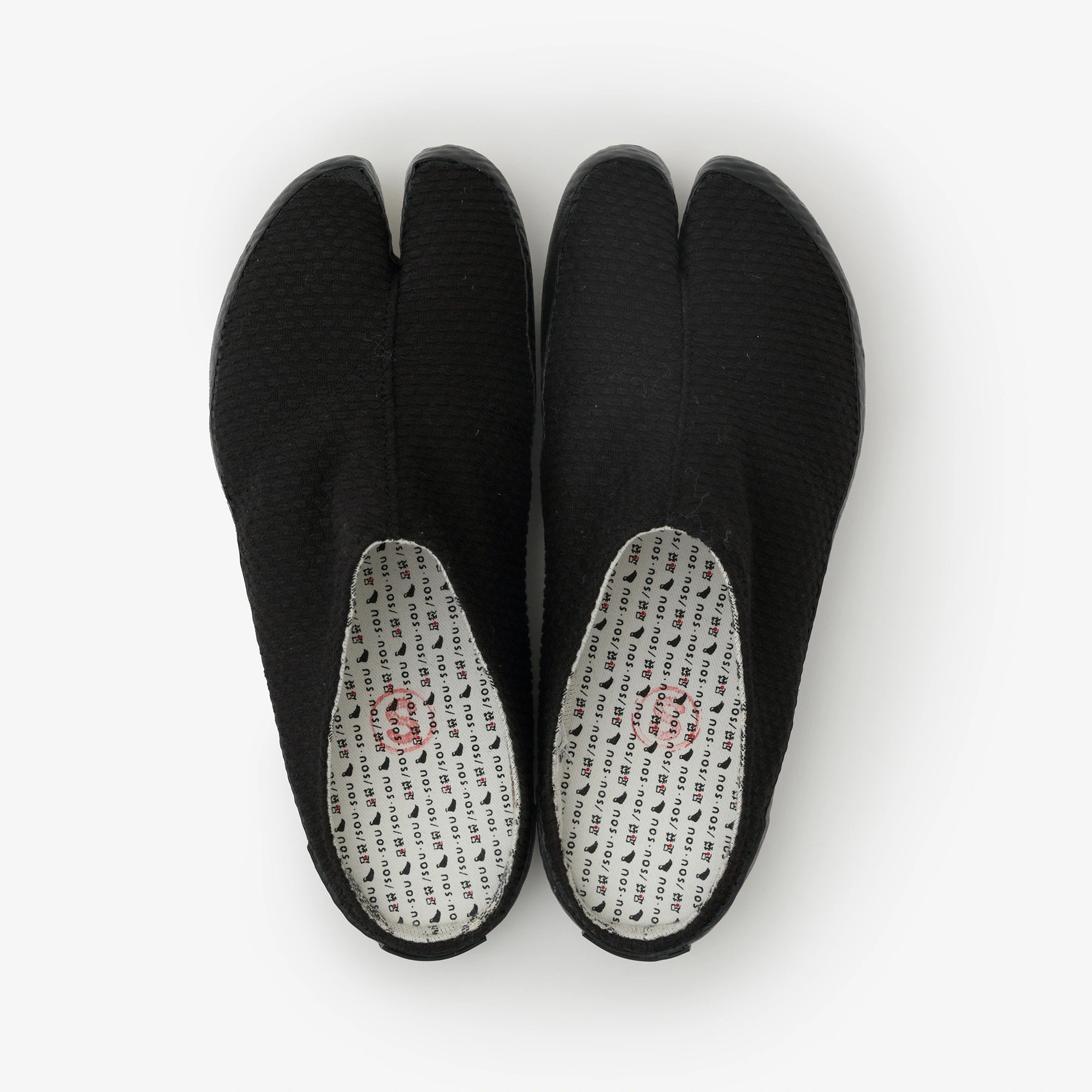 Klebrige Tabi-Socken/Sashiko in nasser Farbe