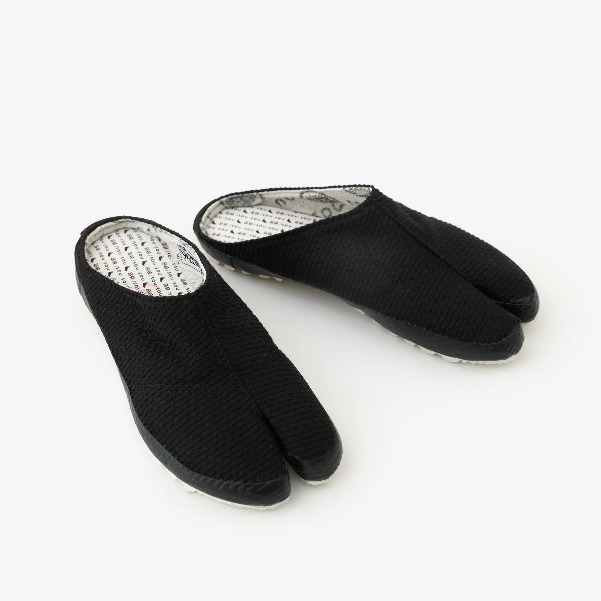 Klebrige Tabi-Socken/Sashiko in nasser Farbe