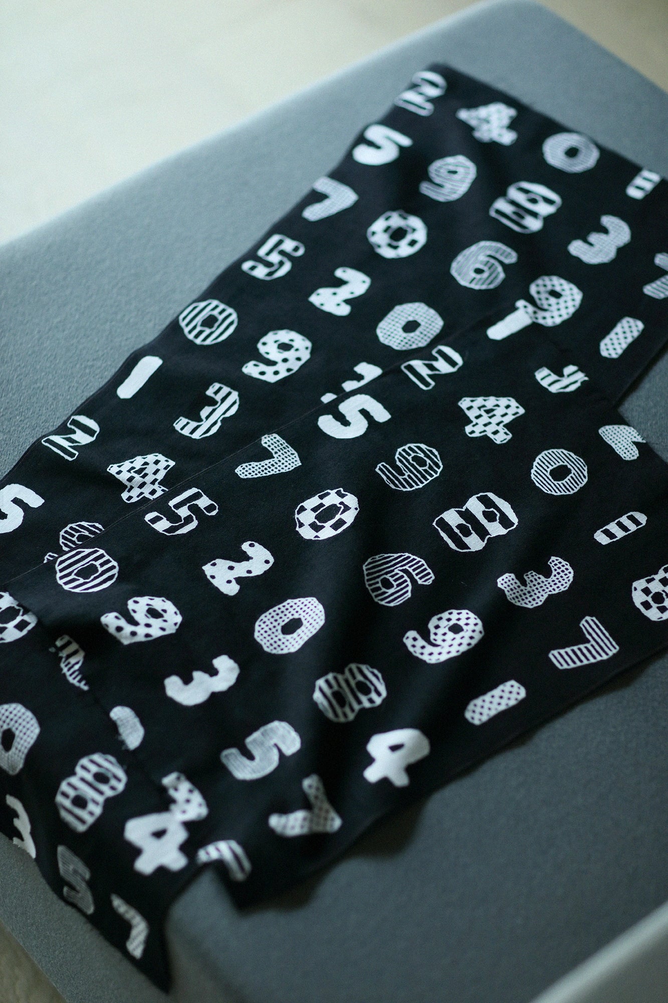 伊勢木綿 textile手ぬぐい／数遊び（かずあそび）
