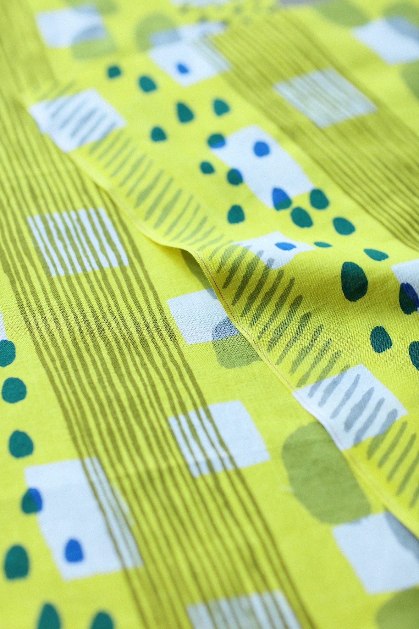 Ise Momen textile tenugui/Roji