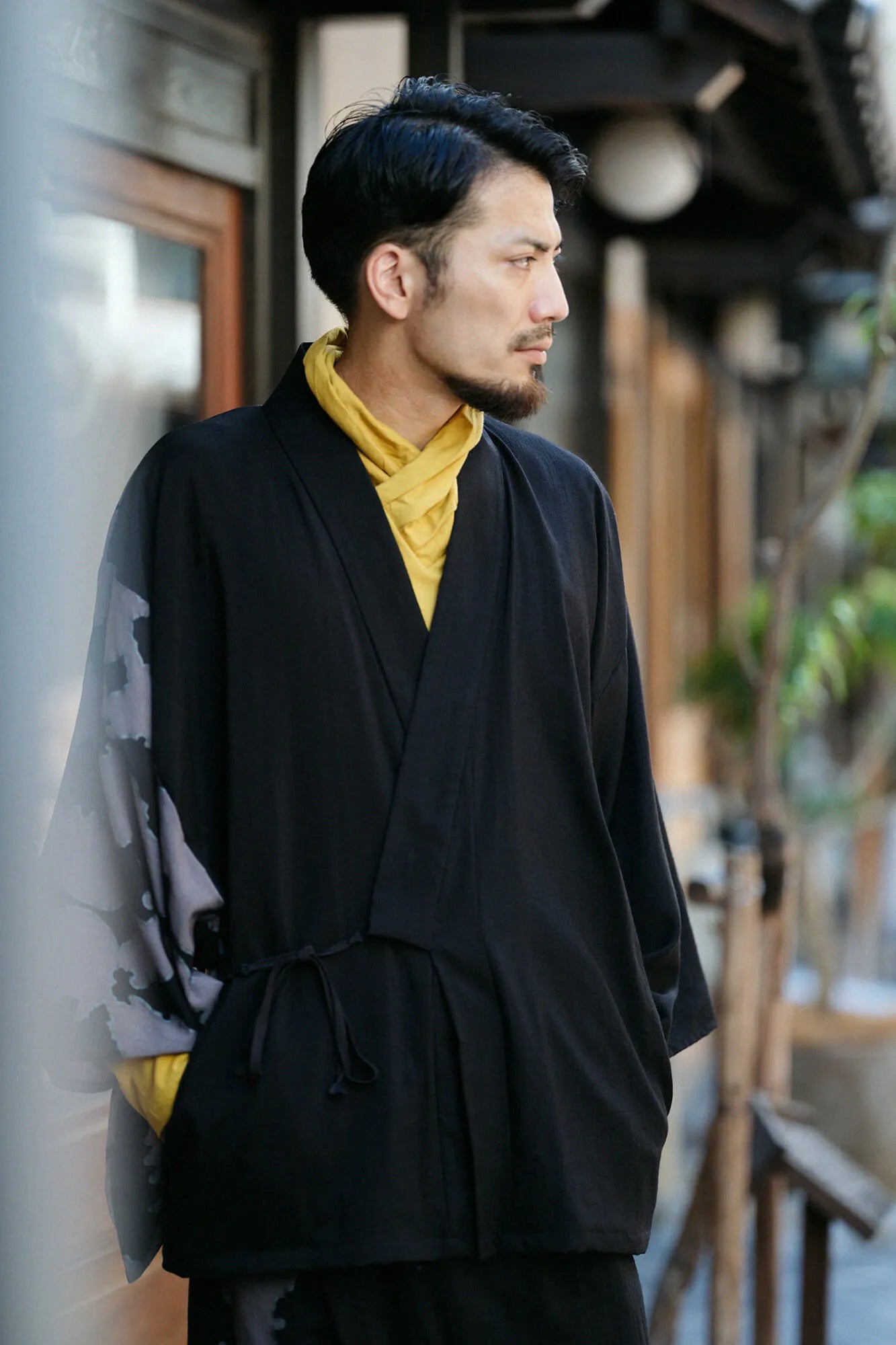 모슬린 카쿠소데후우비 카타미가와리（카타미가와리）／검은색（누레바이로）×쇠장식 