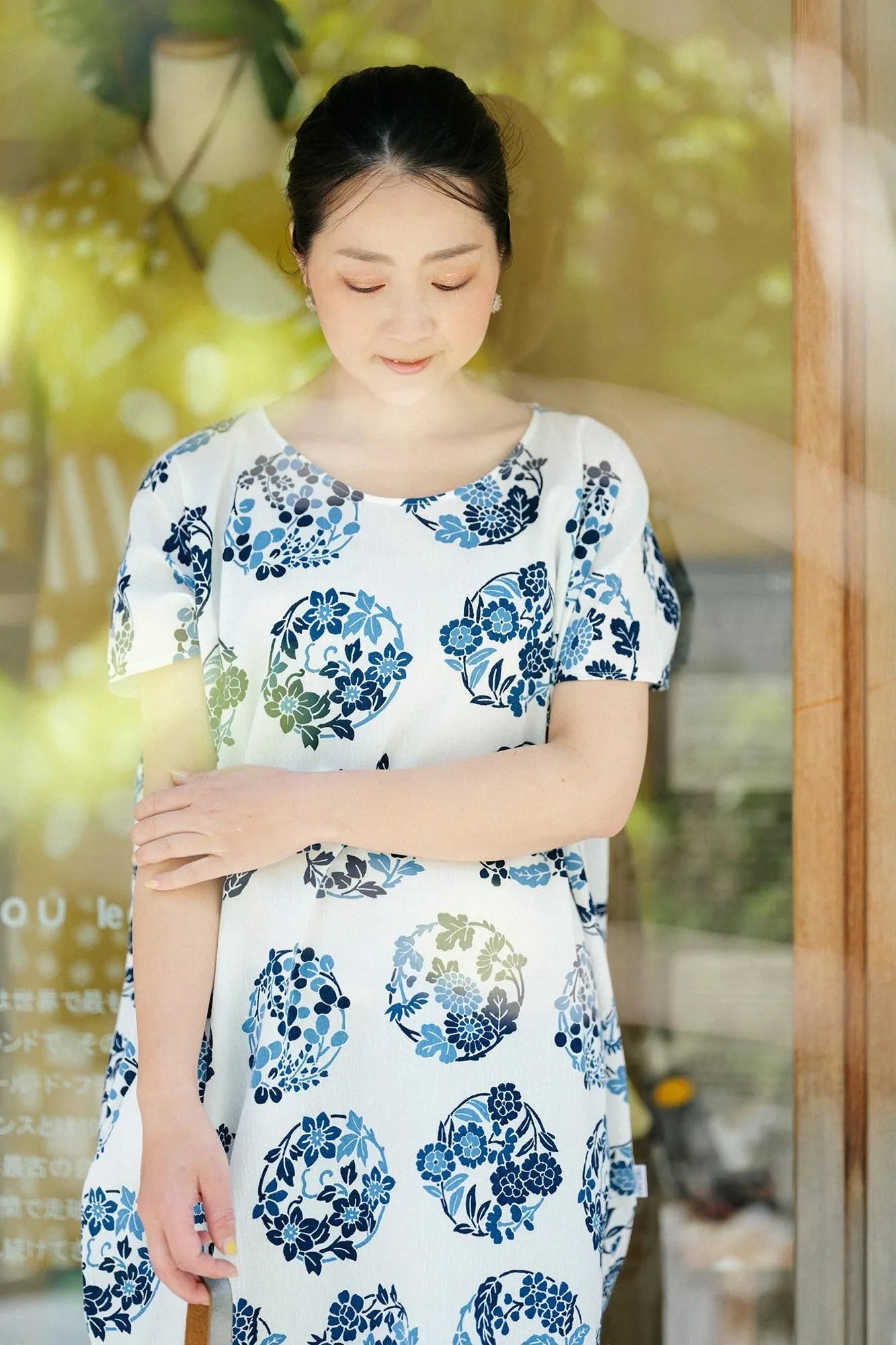 [Versand voraussichtlich um den 23. Juni] Takashima Jiji 20/20 Indigofärbung (Ainasen) Rechteckiges Kleidungsstück (Chouhoukei) / Hanamaru-Muster (Hanamaru Monyo)