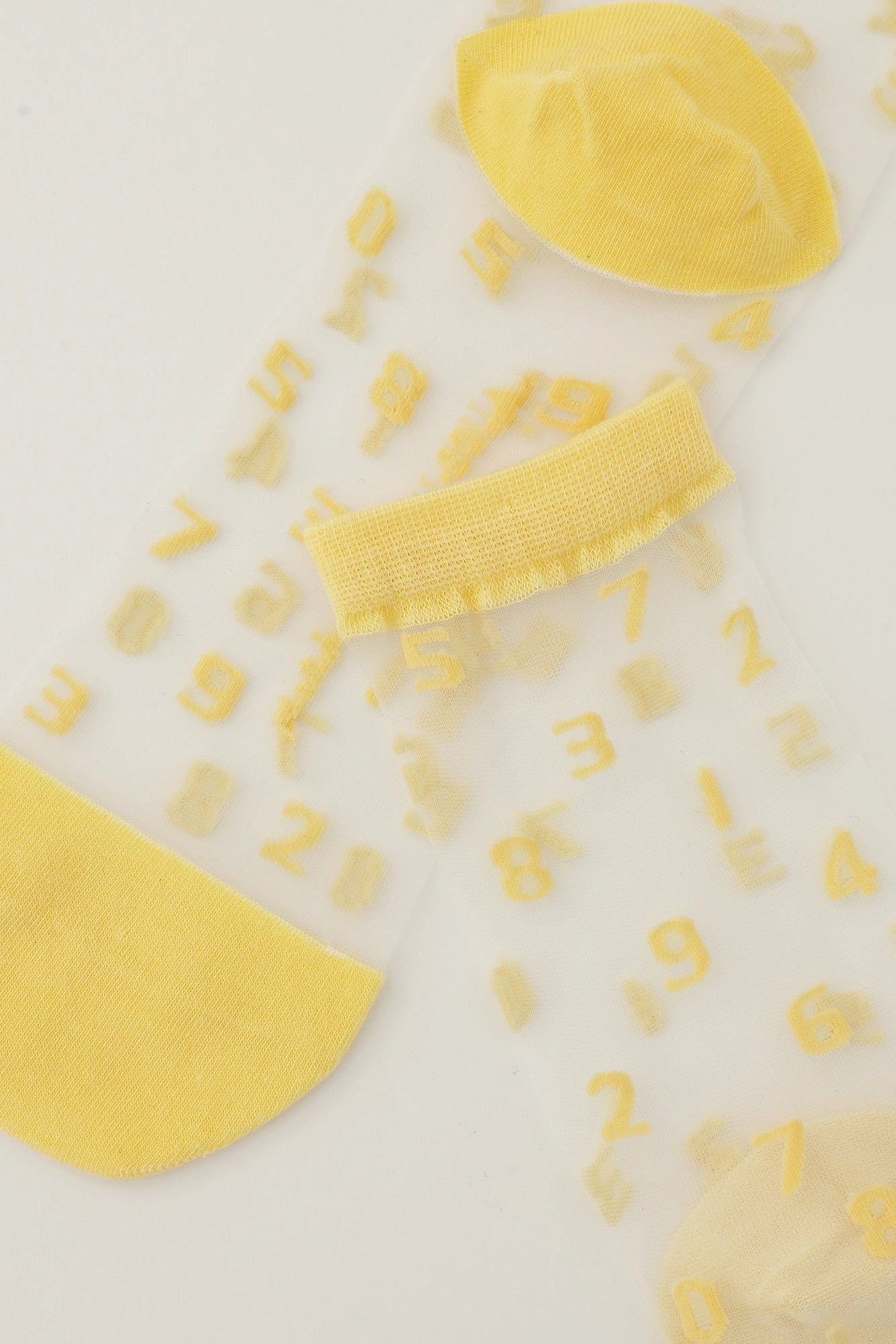 Textile Sheer Socks／SO-SU-U Lemon Cream