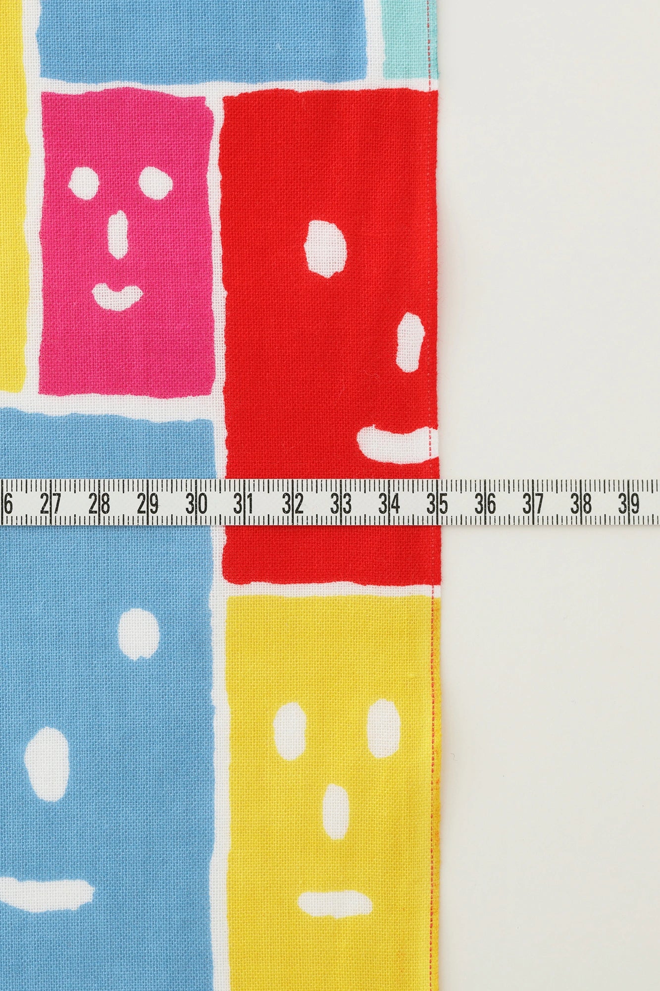Textil nach Gewicht verkauft (Ise-Baumwolle Tenugui) / Smile fünf Farben (Egao Goshiki) <50 cm>