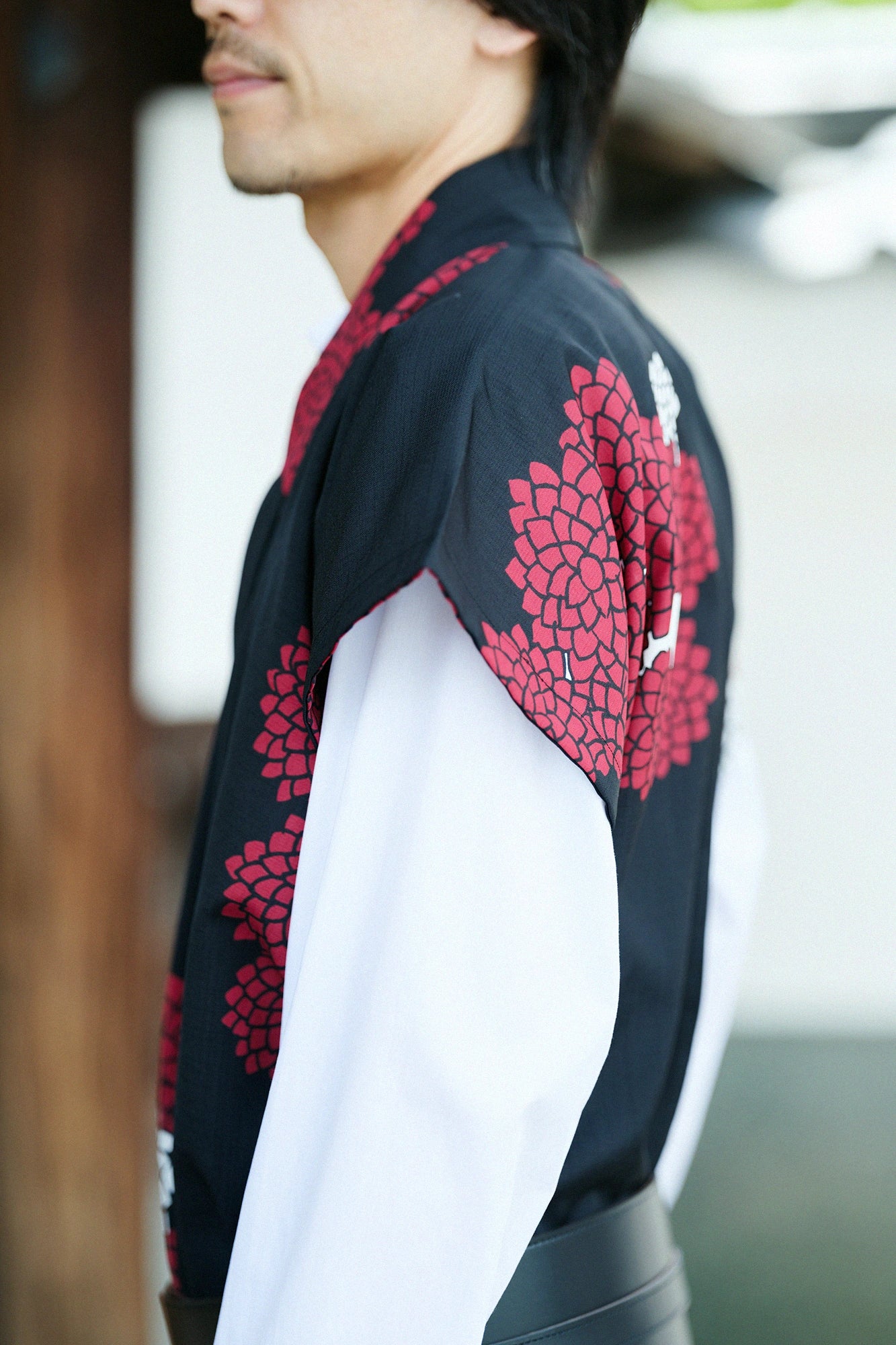 Kosugi Orimono Theo Alpha Hanpi Yukata / Chrysanthème parmi les nuages