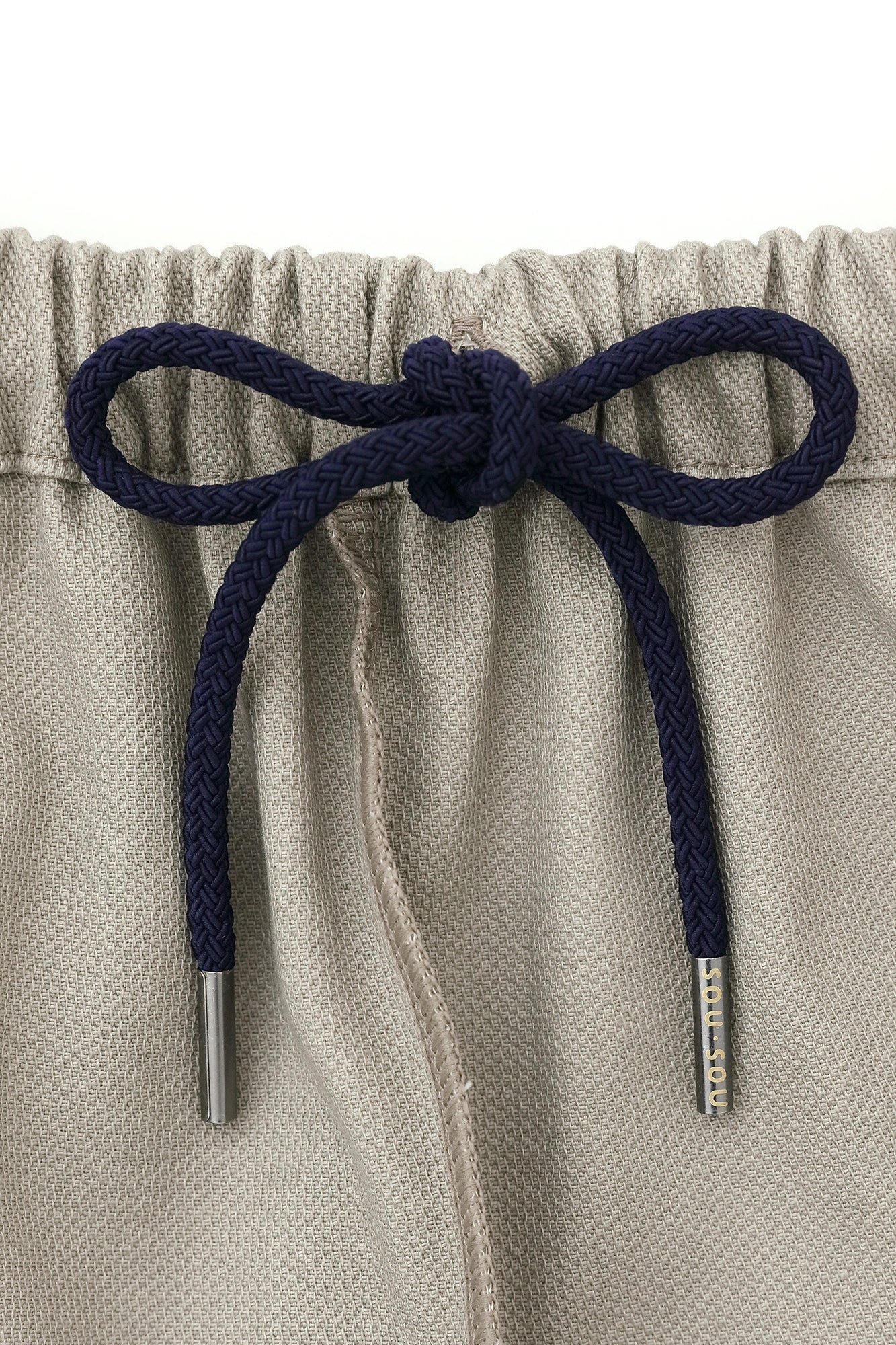 Shin (伸) Dobby-Gewebe, Hidamonpe / Grau (灰汁色) 