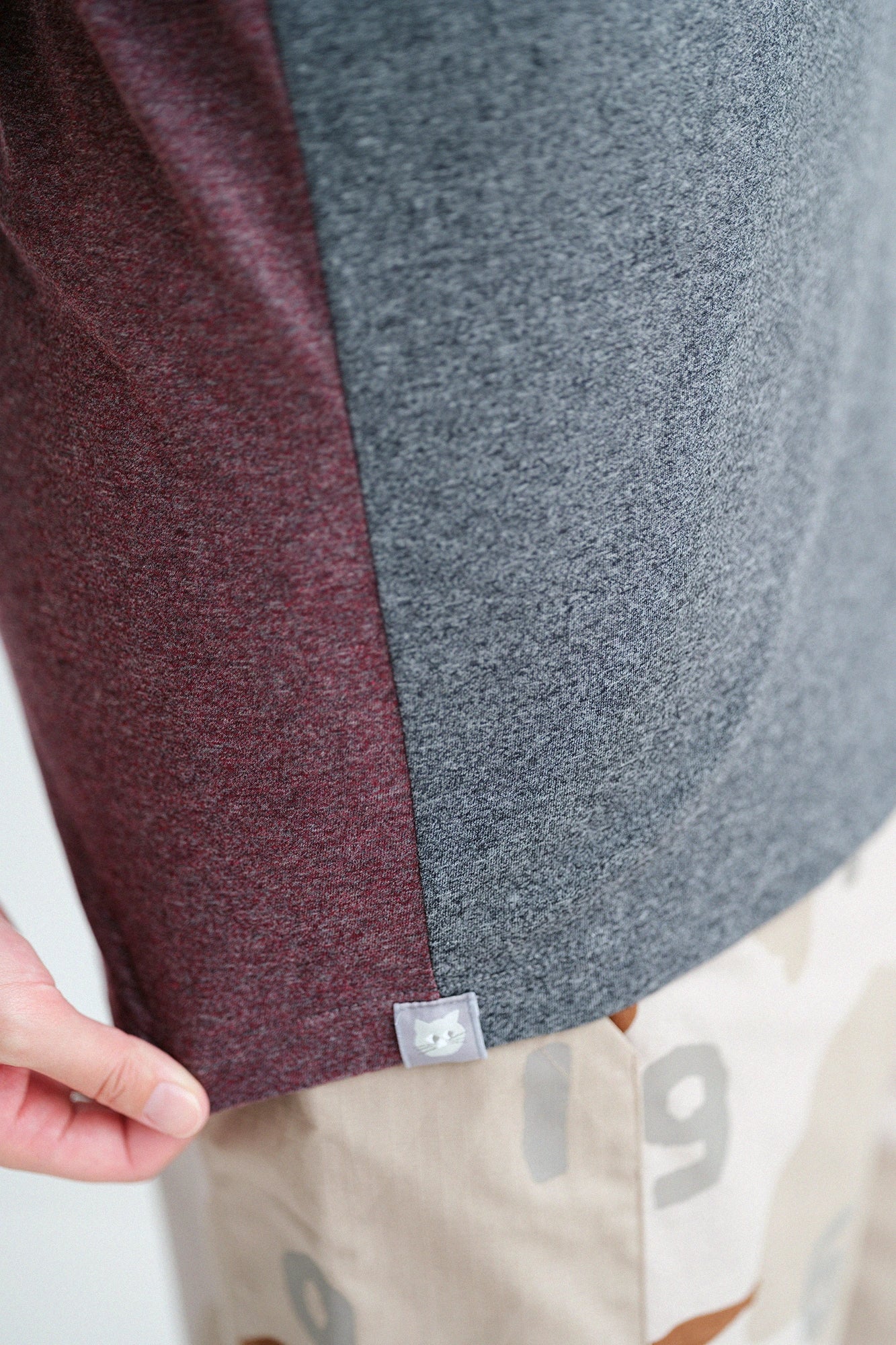 Izmir Cotton Bi-color Short-Sleeve T-Shirt/Charcoal Gray×Oxblood