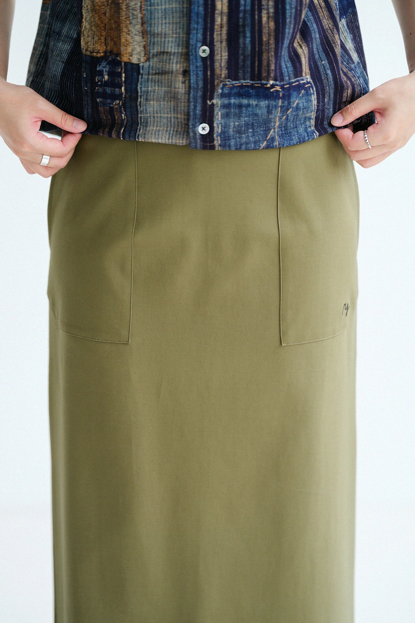 Double Cloth Stretch Tight Skirt／Olive Green 