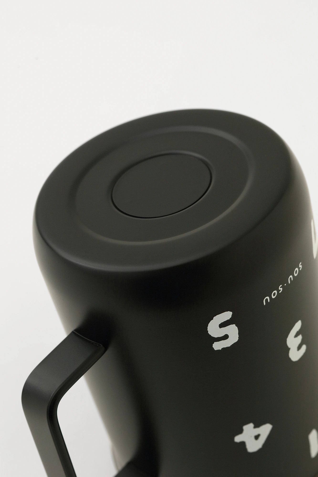 Mug en acier inoxydable avec couvercle / SO-SU-U 