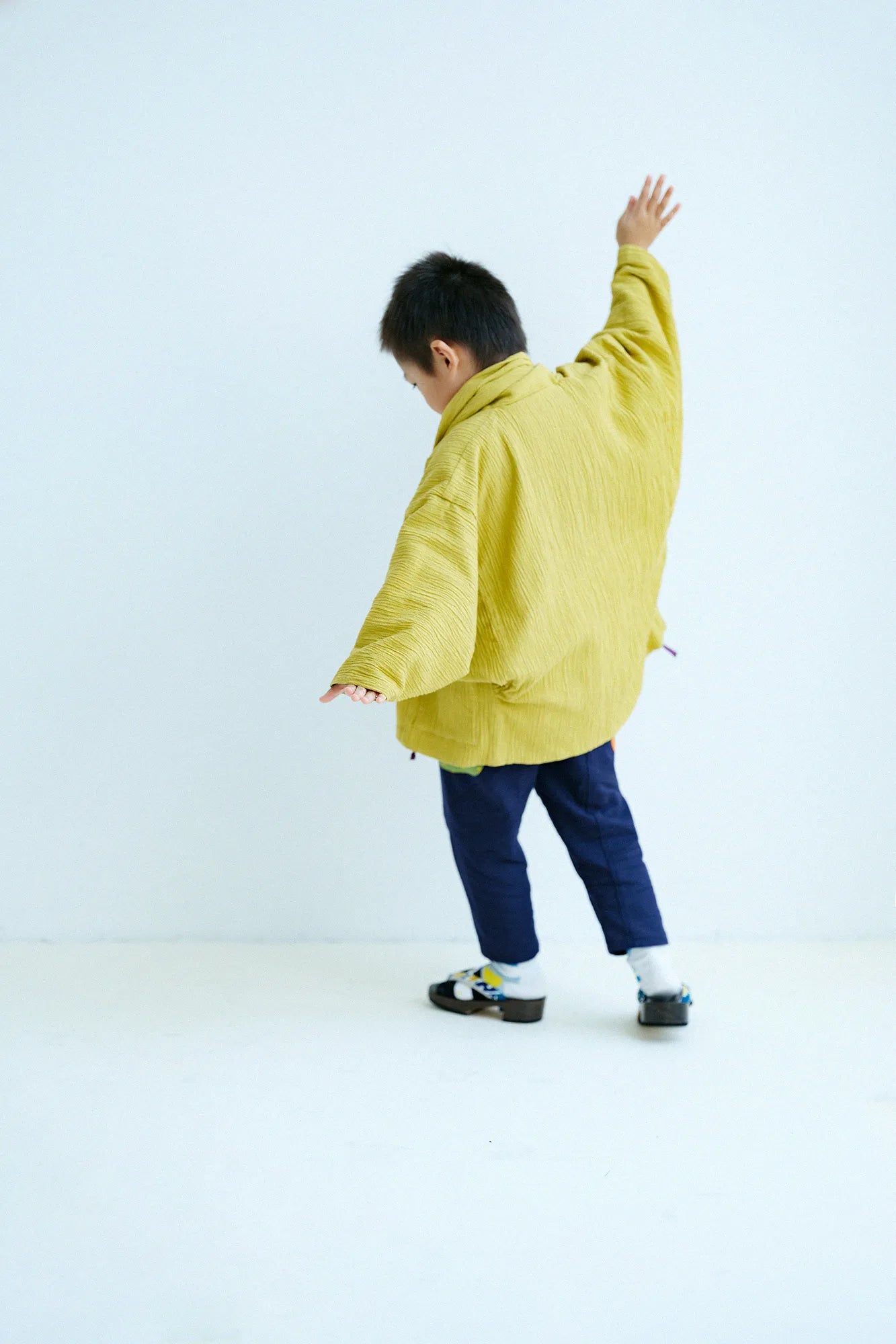 ●たかしまちぢみ 20/10 こどもじりそで／こがねいろ×くじゃく