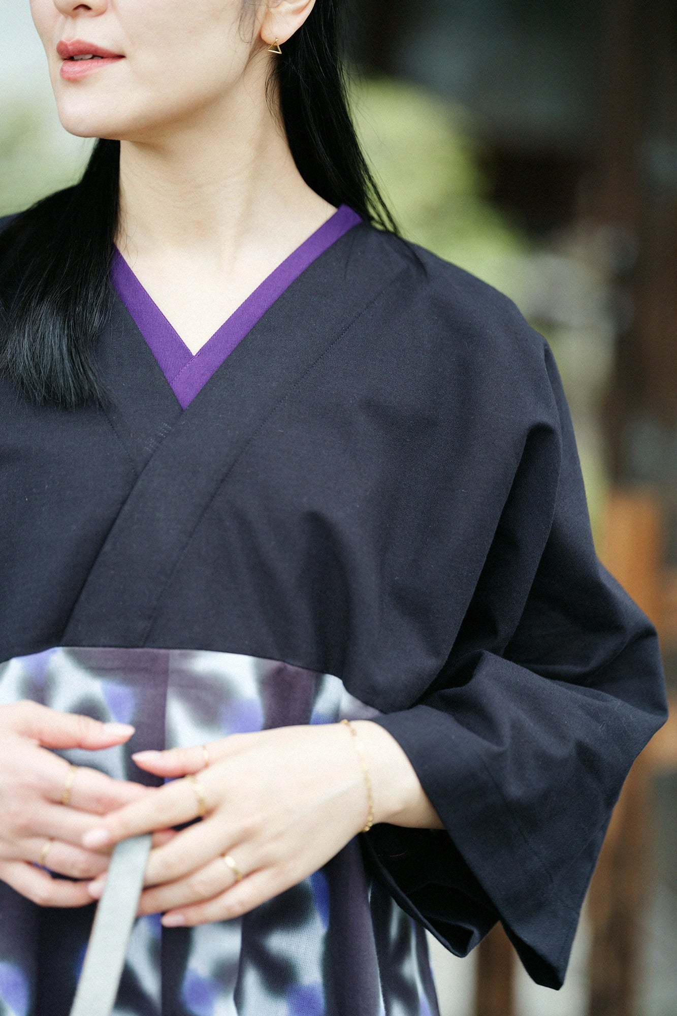 まり木綿 有松鳴海絞り 伊勢木綿 大帷（おおかたびら） 短丈（みじかたけ）／濡羽色（ぬればいろ）×雪花（せっか） もみの木 夜