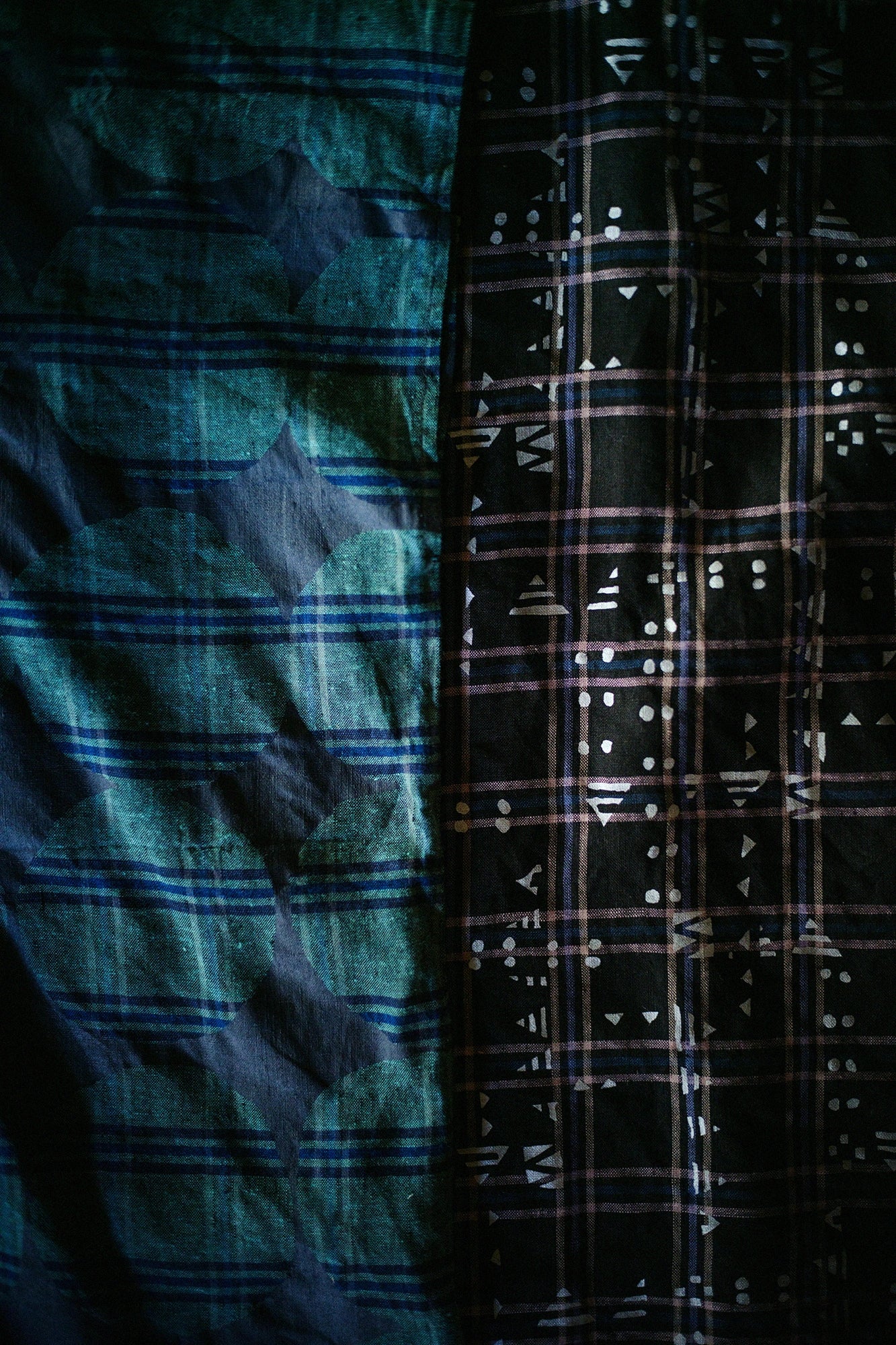 Asa Koshiori (Leinen-Karosweberei) Shikaku-i (Viereckiges Kleid) / Otokito Yohaku (Klang und Leerraum) 