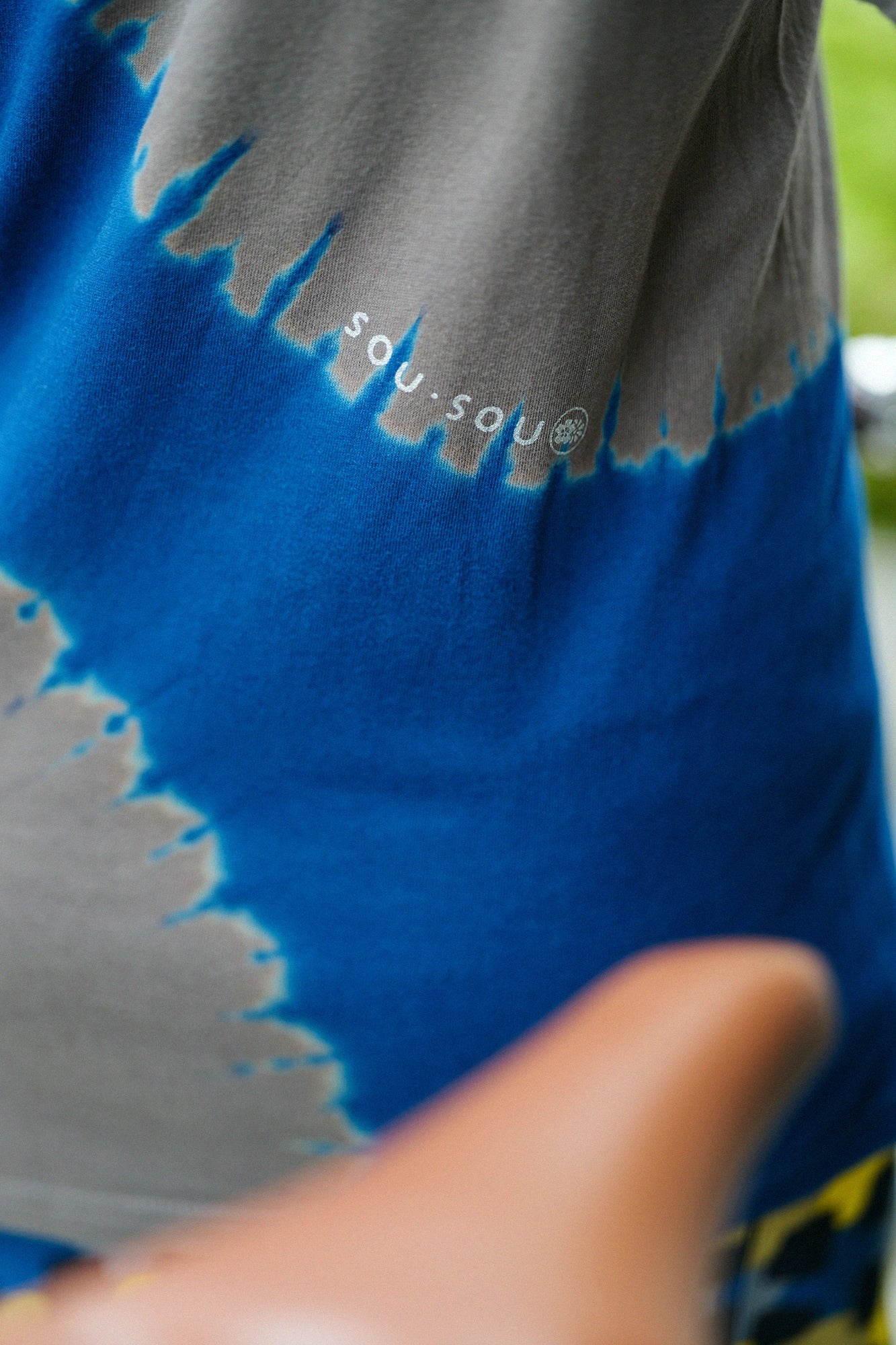 T-shirt à manches courtes bicolore <span data-glossary-id="">près de Shibori</span>[5.0] / Prunelle × bleu marine 