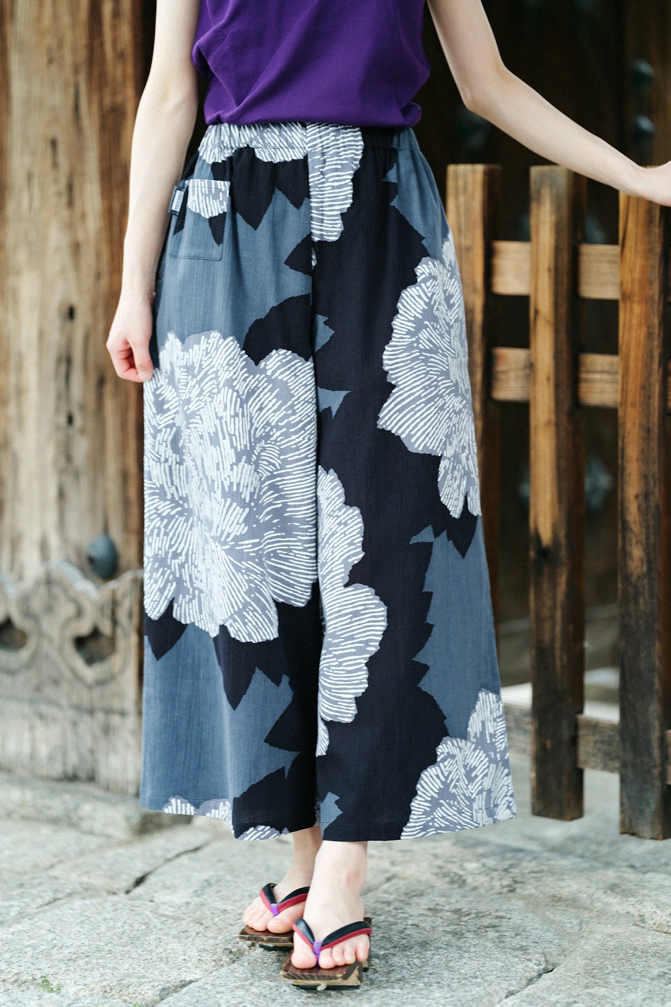 'Height:'164 cm,'WearsTaille: 'S