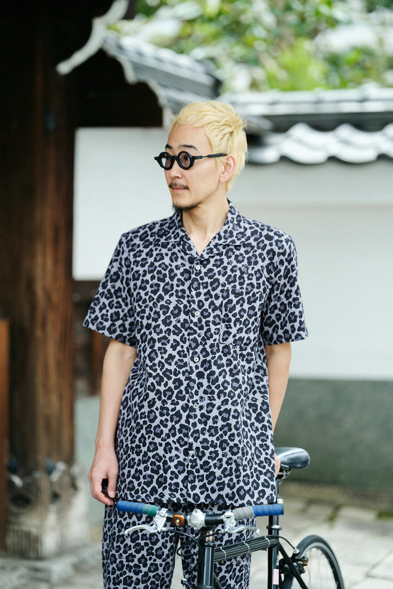 'Height : '171cm,'Wears Größe: 'L,右上
