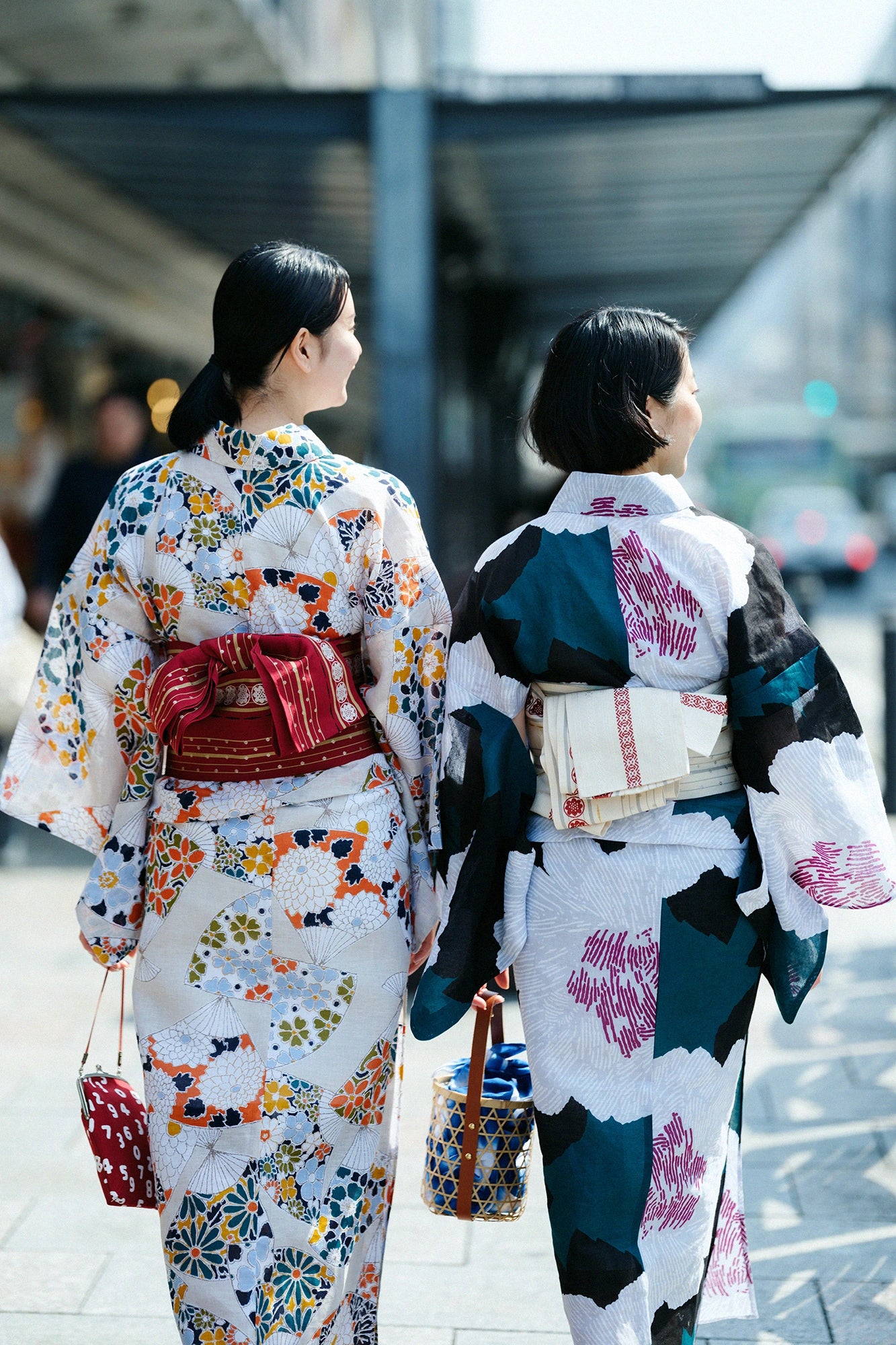 [Versand voraussichtlich um den 21. April] [*Nähen nicht inbegriffen] Yukata-Stoff/Fächer aus Chita-Baumwolle, Baumwollleinen 30/30