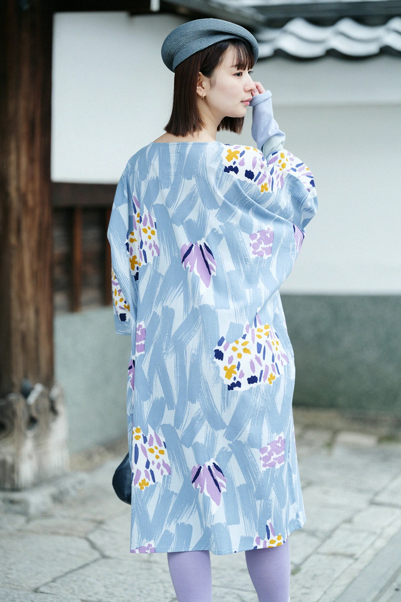 Takashima Chijimi 20/20 Naginatagata Kimono (naginata-chōhōkei) / Mizunaka Hana (Suichūka) 