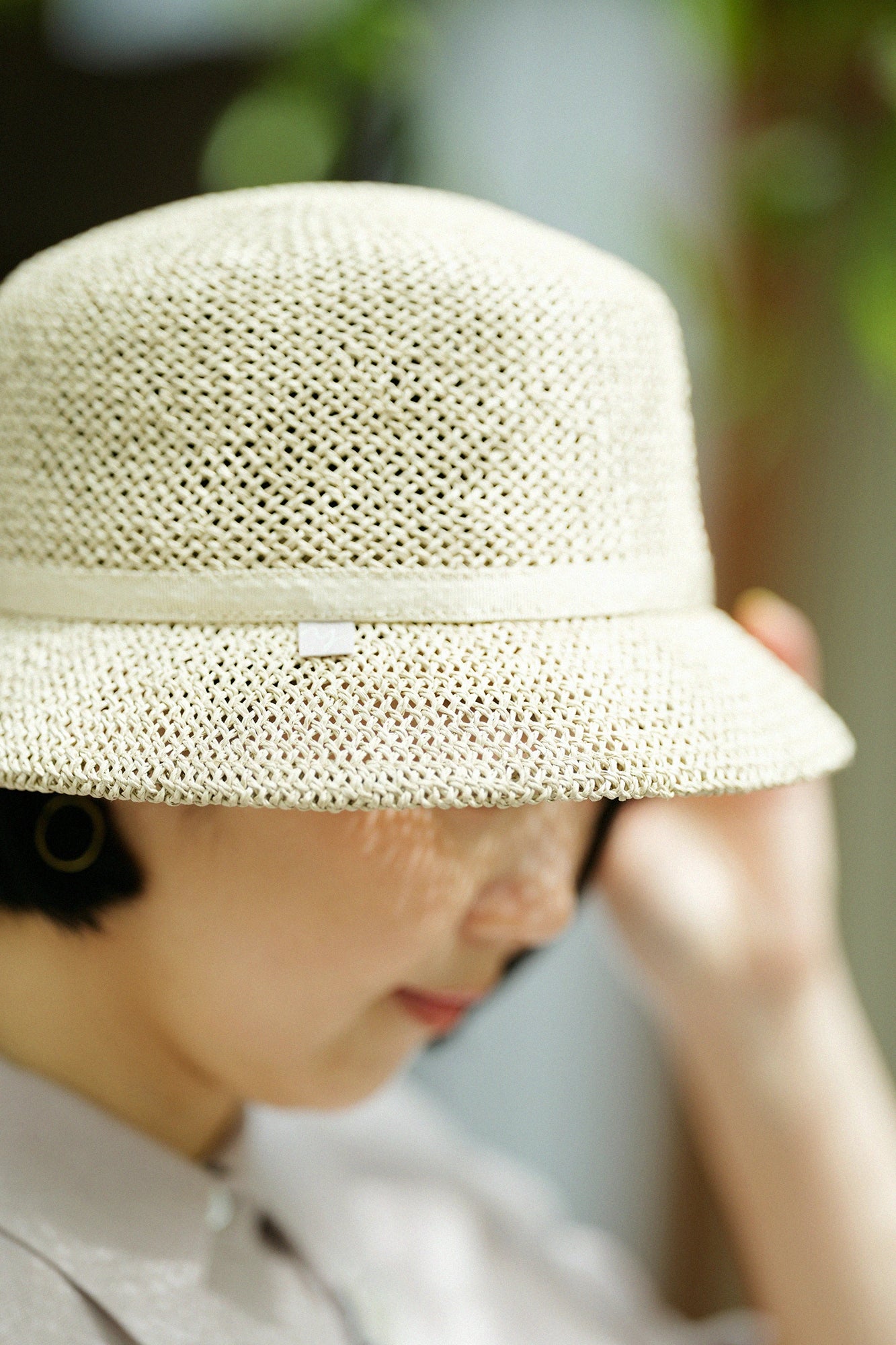 Hut aus Ripsband mit Paspelierung/Sandbeige